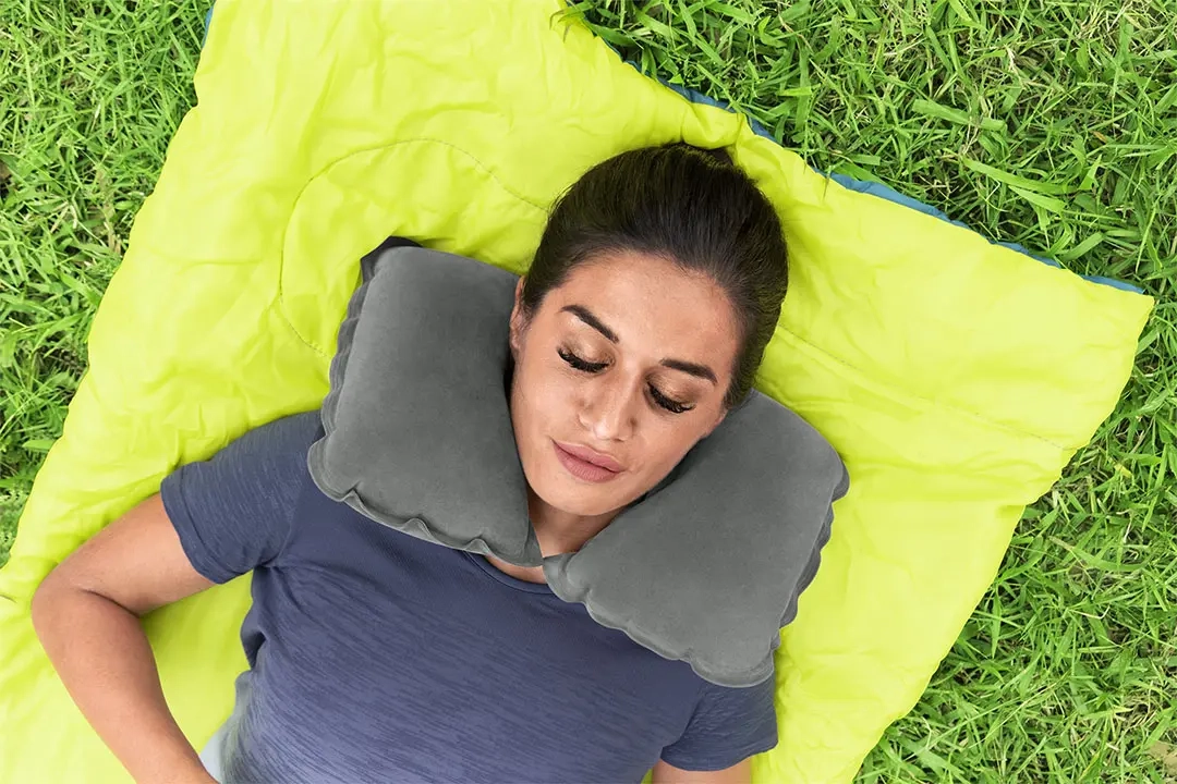 بالش گردن بالش مسافرتی بالش ساپورت گردن در هواپیما