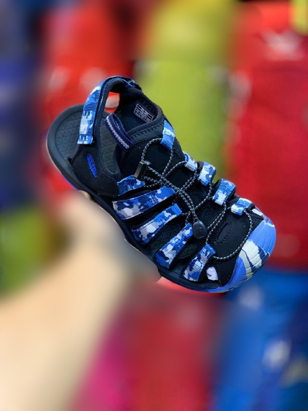 صندل طبیعت گردی جلو بسته سیکس-تن Six.Ten