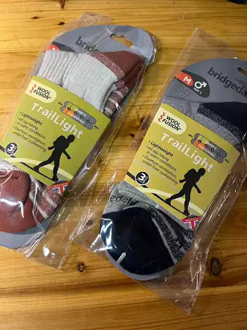 جوراب کوهنوردی ساق متوسط بریج دیل Bridgedale